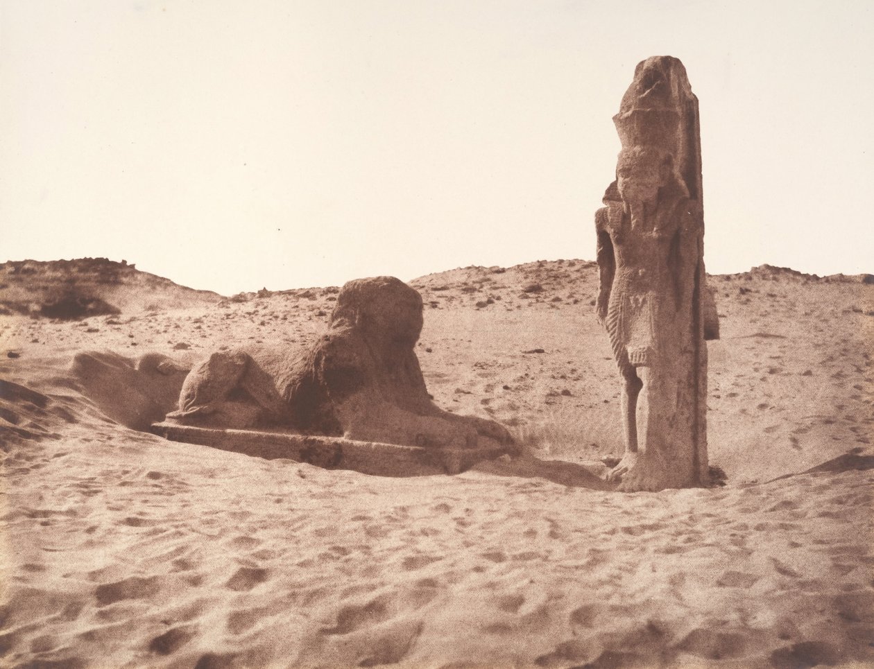アベニューの左側にあるセブア、寺院、巨像、スフィンクス、1851-52年。 作： フェリックス・テイナード
