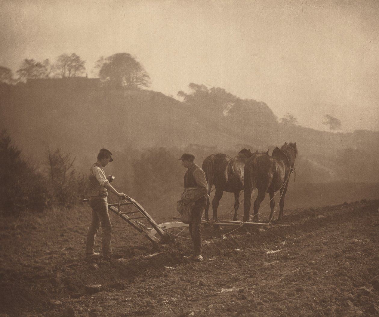 ディナータイム、1890年頃1890年（写真） 作： フランクメドウサトクリフ