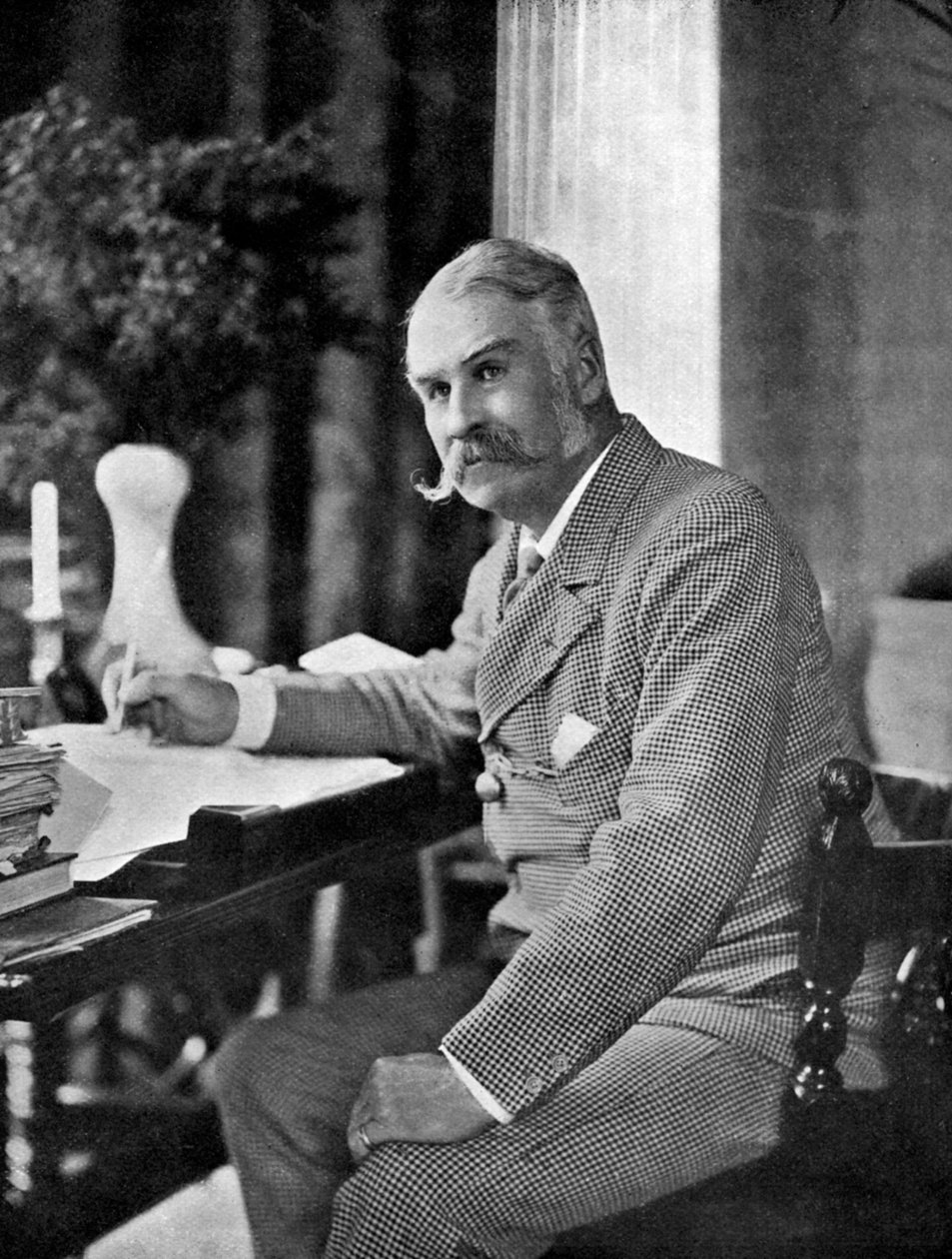 サー ウィリアム シュウェンク ギルバート 1836-1911、英国の劇作家、ユーモリスト、1911-1912。 作： フレデリックダウナーアンドサンズ