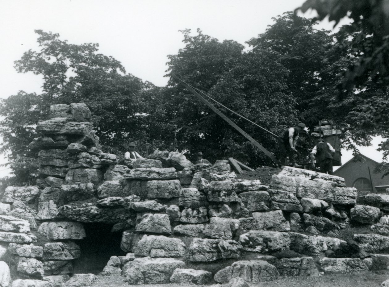 1924年6月、ロンドン動物園でのElandAntelopeパドックの建物 作： フレデリックウィリアムボンド