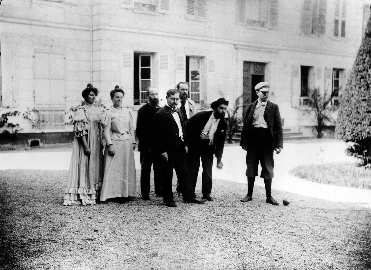 ヴィルヌーヴシュルヨンヌのナタンソン家の家であるルルレでのペタンクの試合c。 1899 作： フランスの写真家