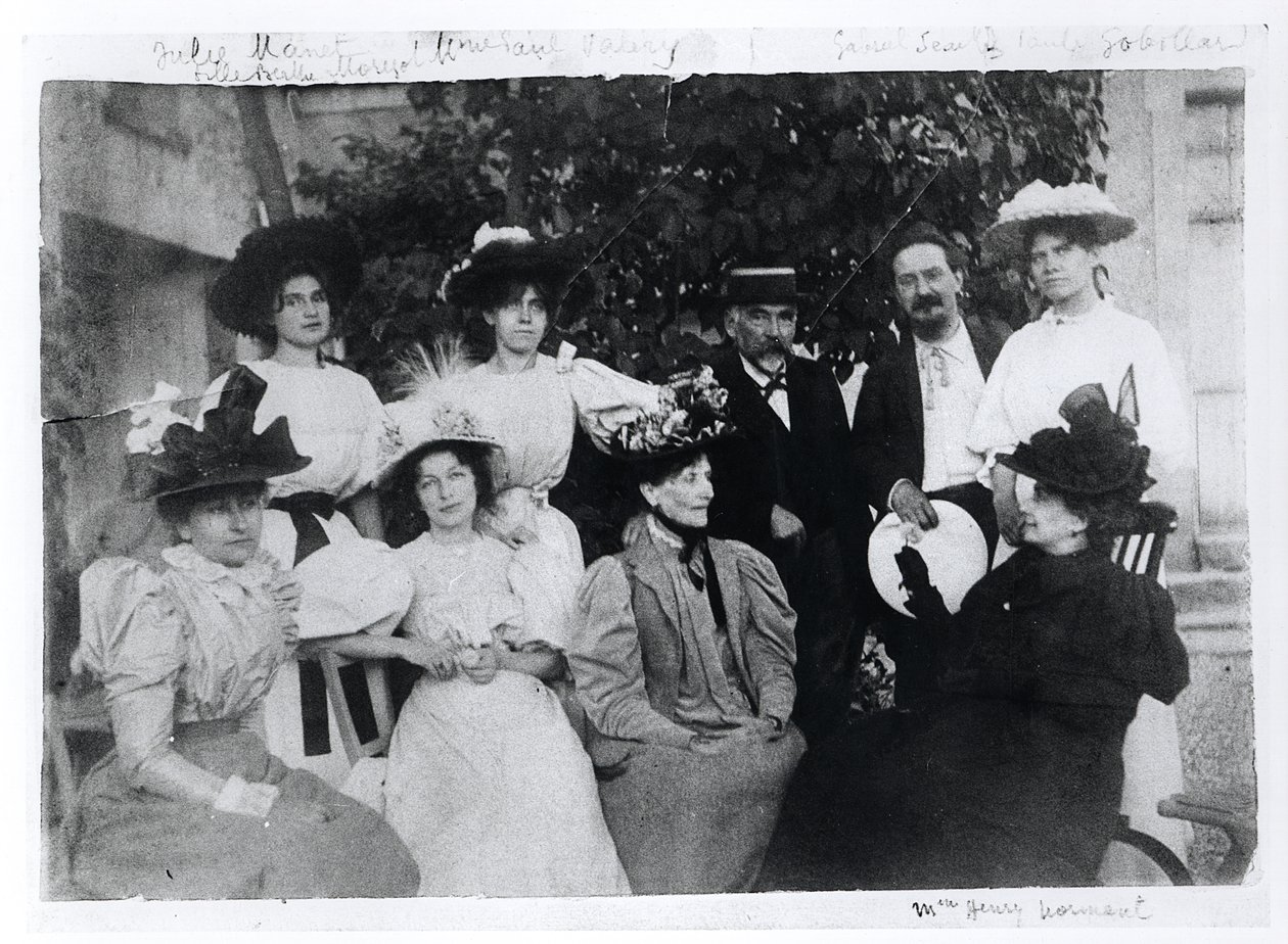 ステファンマラルメ（1842-98）とのグループポートレート、1896年夏または秋 作： フランスの写真家