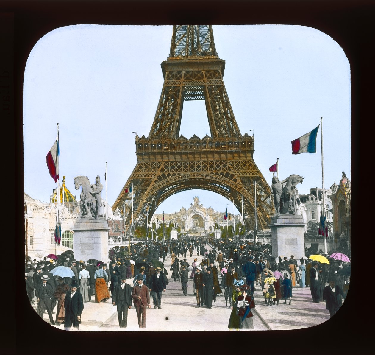 パリ博覧会：1900年の水の城に向けたポンジェーナ（ランタンスライド） 作： フランスの写真家