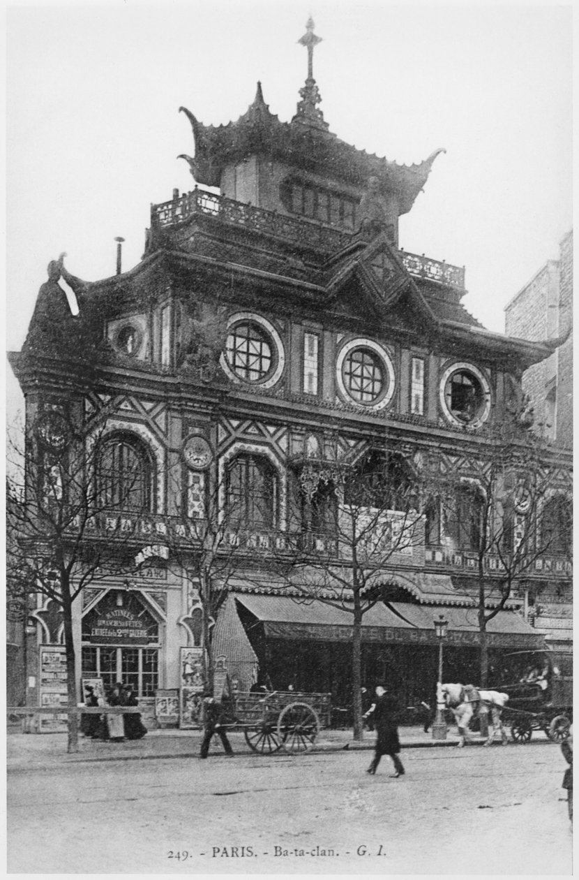 カフェコンサートのバタクラン、後に綴られたバタクラン、50 Boulevard Voltaire、パリ、1900年頃の絵葉書 作： フランスの写真家
