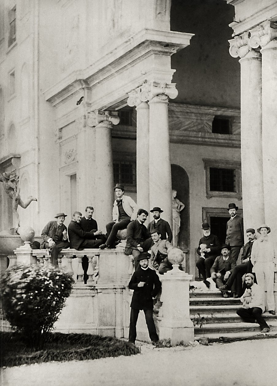 ローマのヴィラメディチの居住者。写真はクロードドビュッシー（1862-1918）から両親に送られ、1884-85 作： フランスの写真家