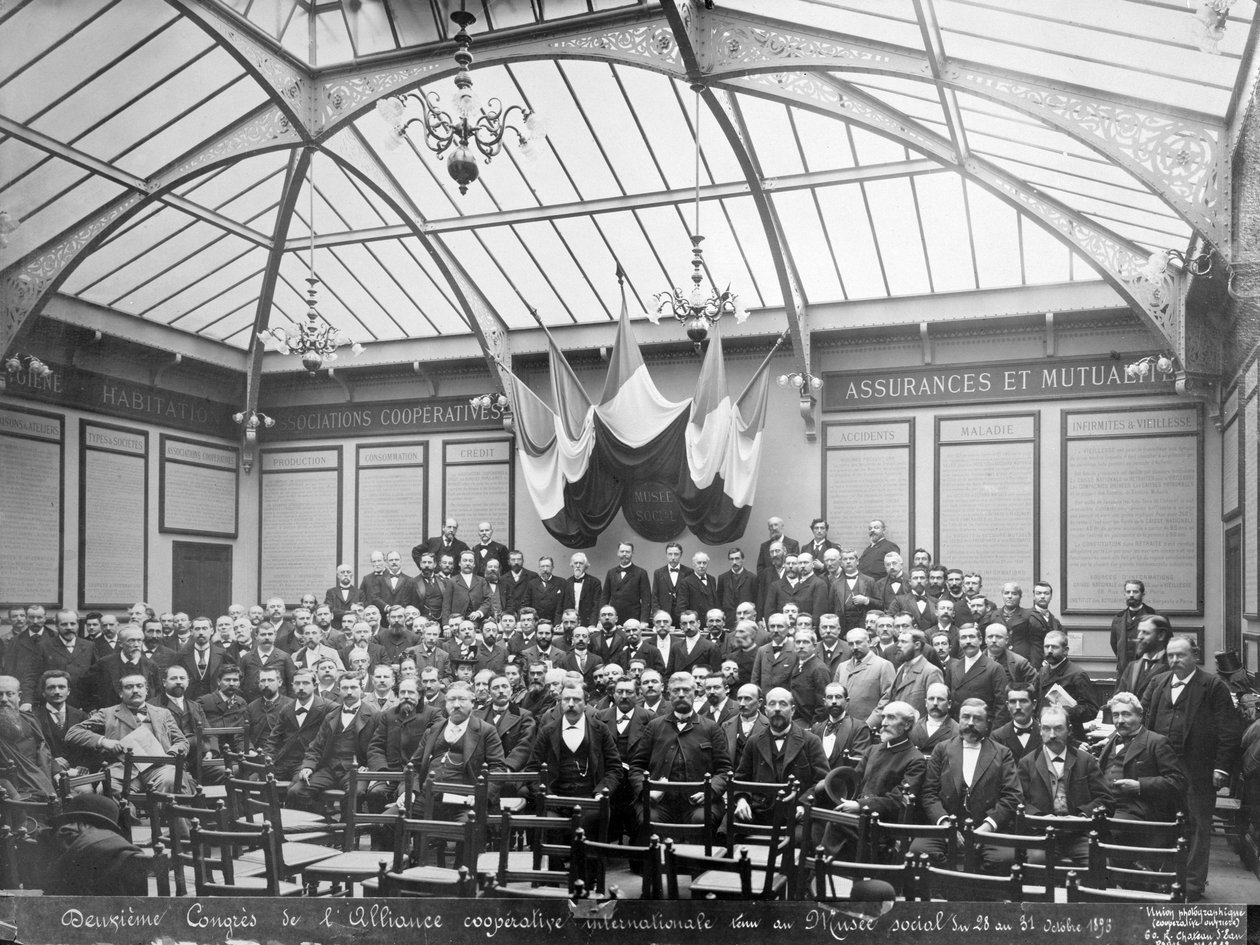 1895年10月31日、第2回国際協同組合会議 作： フランスの写真家