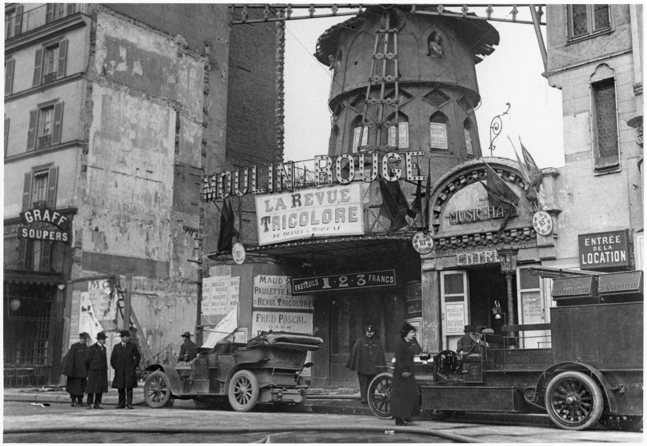 ムーランルージュ、1914-18 作： フランスの写真家