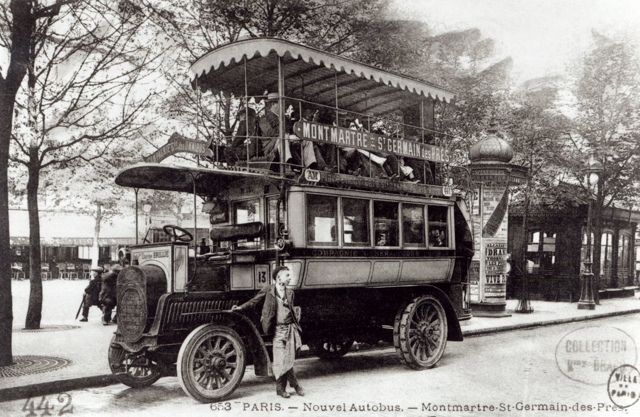 パリの新しいオートバス。 1906 作： フランスの写真家