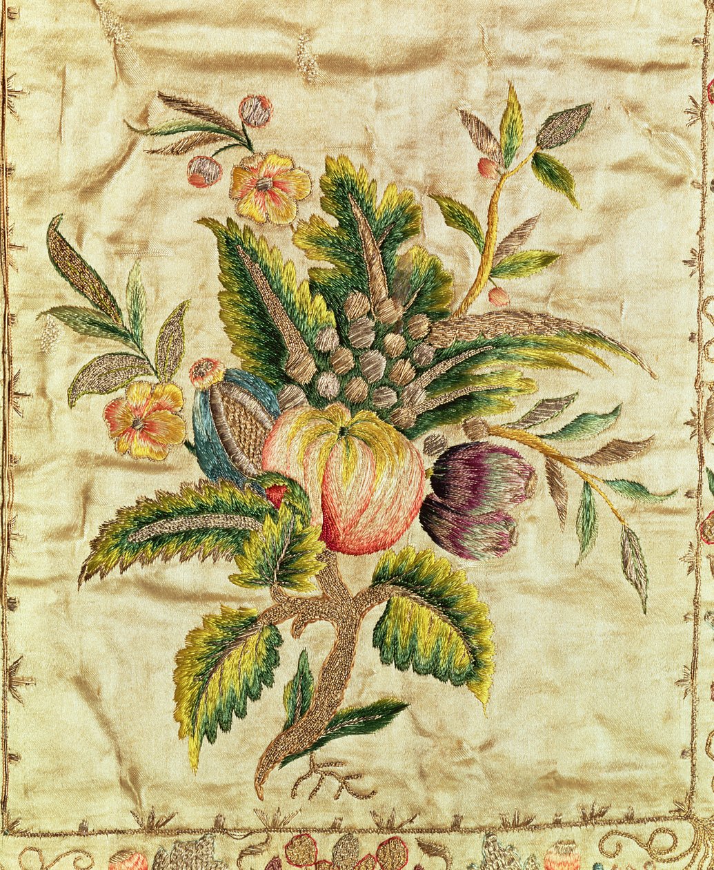 Chasuble、c.1785（カウチ加工で金と銀の糸で刺繍されたサテン） 作： フランス語学校