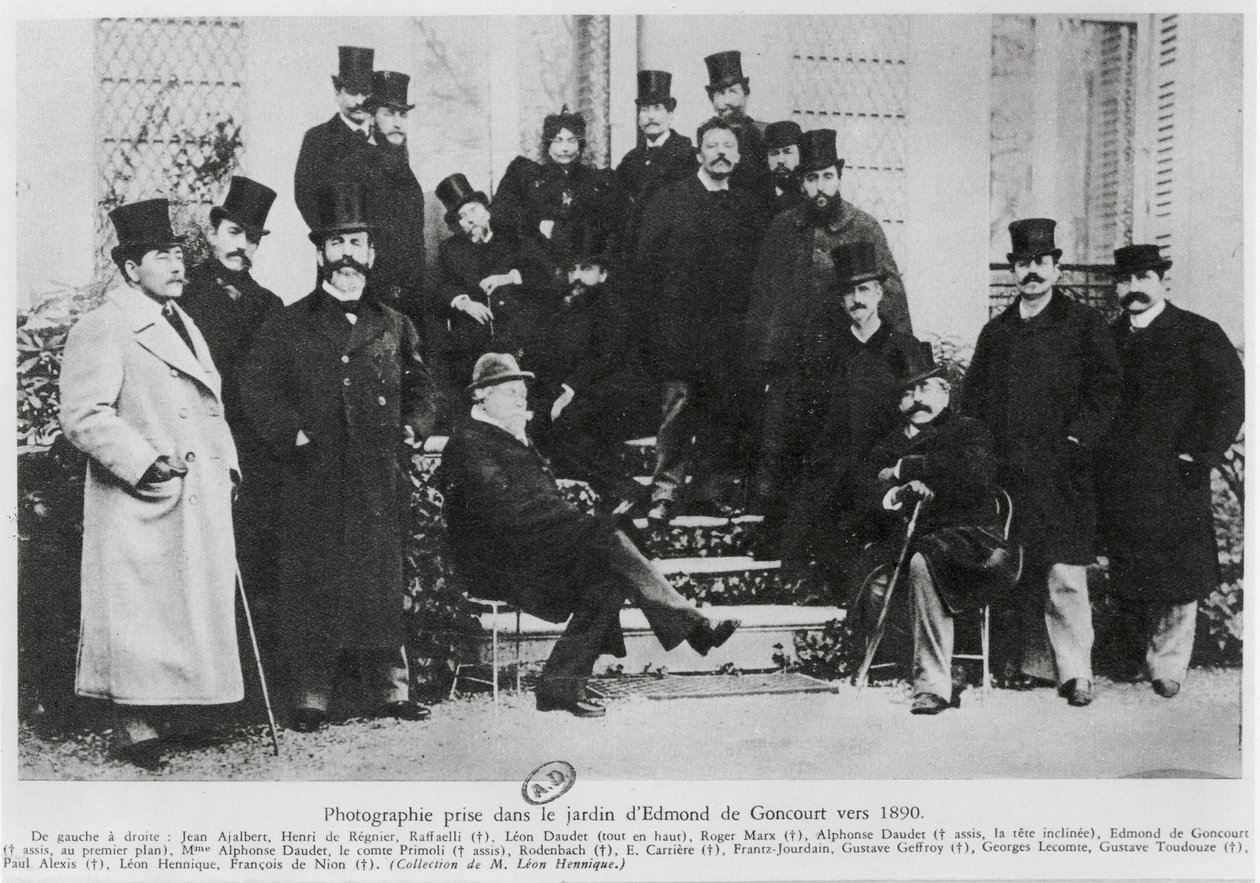 エドモンド・フオ・ド・ゴンクールの庭のグループ、1890年頃 作： フランスの写真家