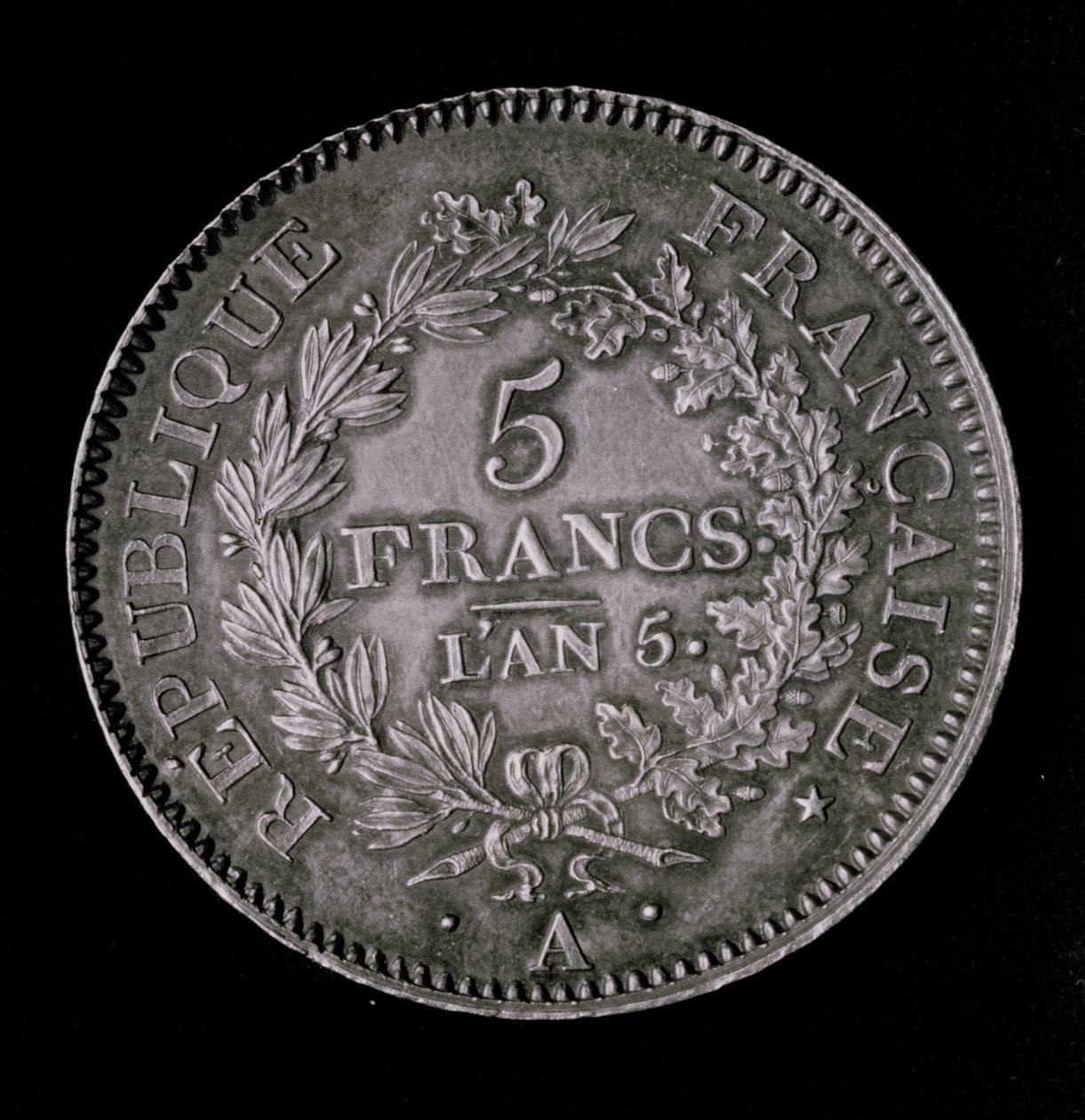 20ポンドのポンド、第一共和国の最初のフラン（表側）に相当（金属） 作： フランス語学校