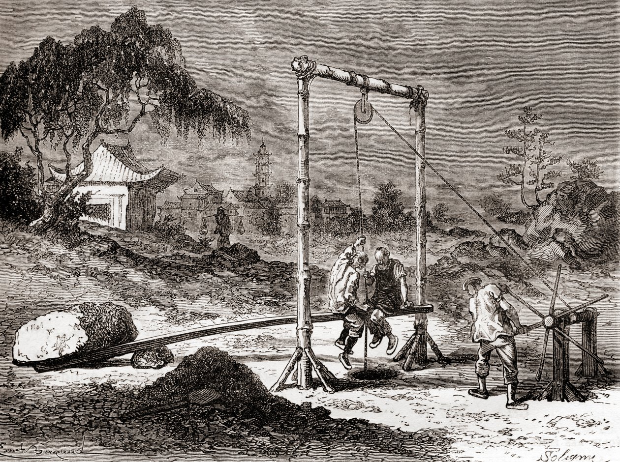 塩水を採取するために井戸を掘る19世紀の中国人労働者（1870年頃発行の「Les Merveilles de la Science」より）（エングレーヴィング 作： フランス語学校