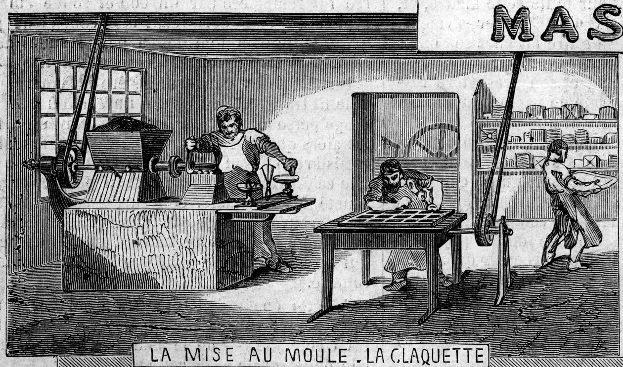 チョコレートの製造：秤量と型、タップ。パリのM.マソンの店（Usine de M. Masson 作： フランス語学校