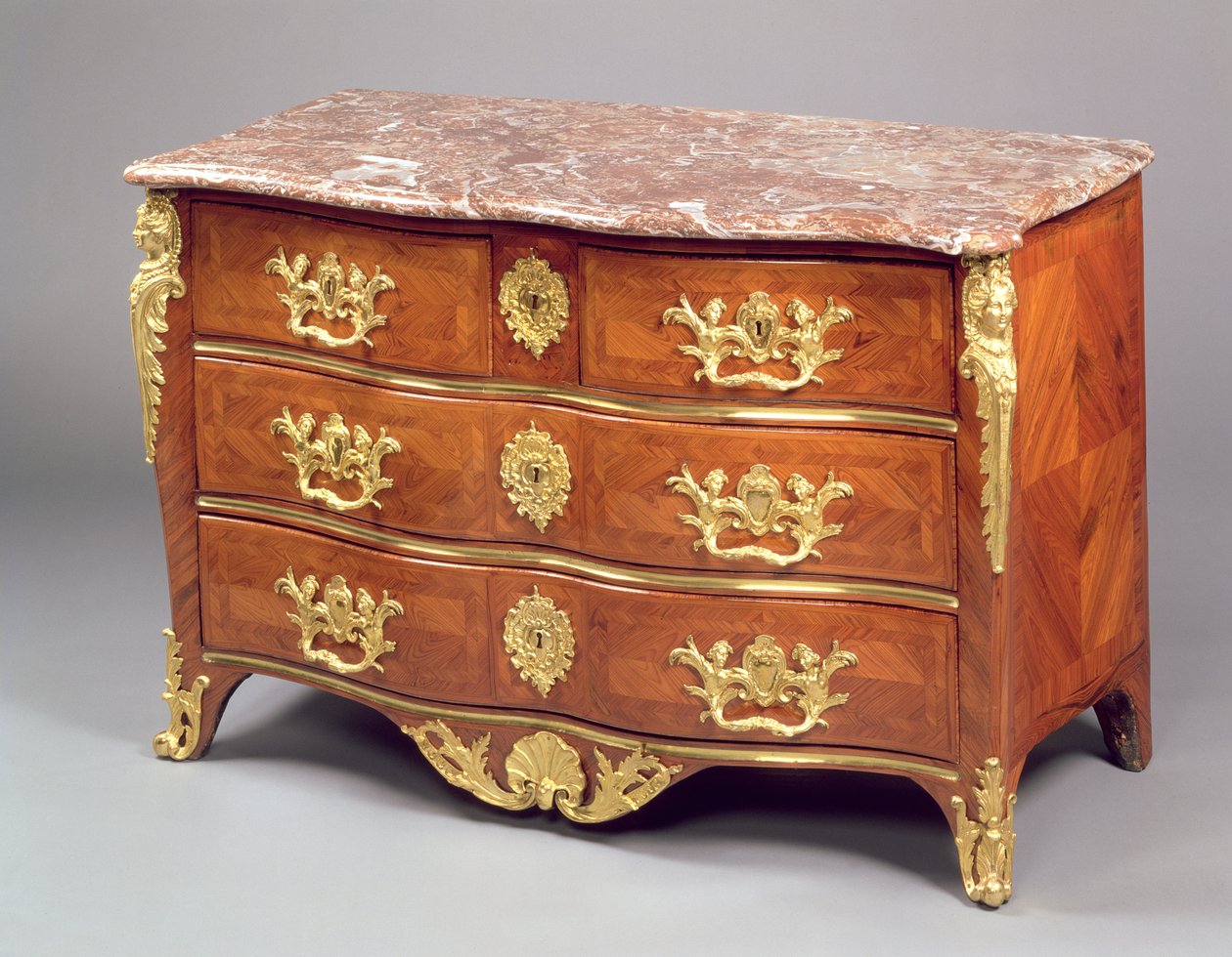 フランソワガルニエc.1730によるLouis XVの大便器（チューリップのオルモルと寄木細工） 作： フランス語学校
