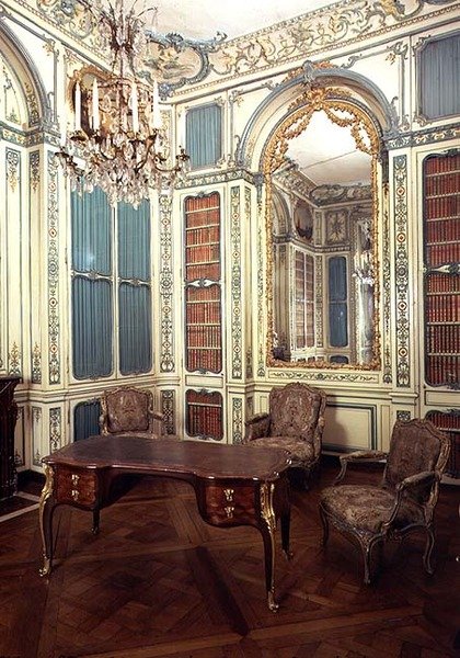 フランスのドーフィンルイ（1729-65）の私立研究 作： フランス語学校