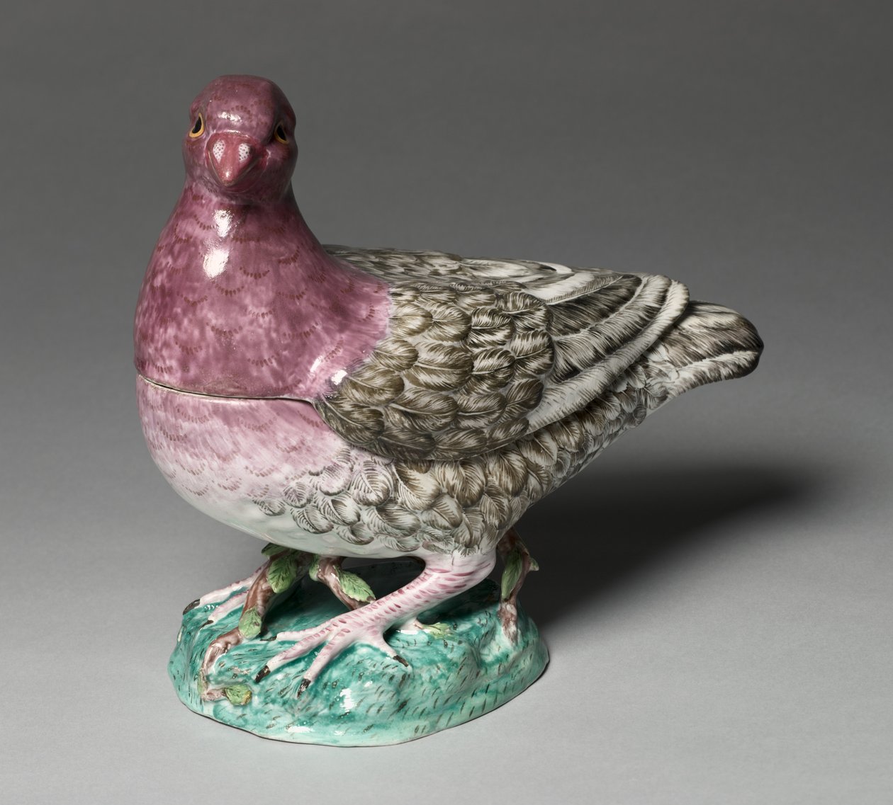 鳩の形をしたTureen、メーカーSceaux Factory、c.1760 作： フランス語学校