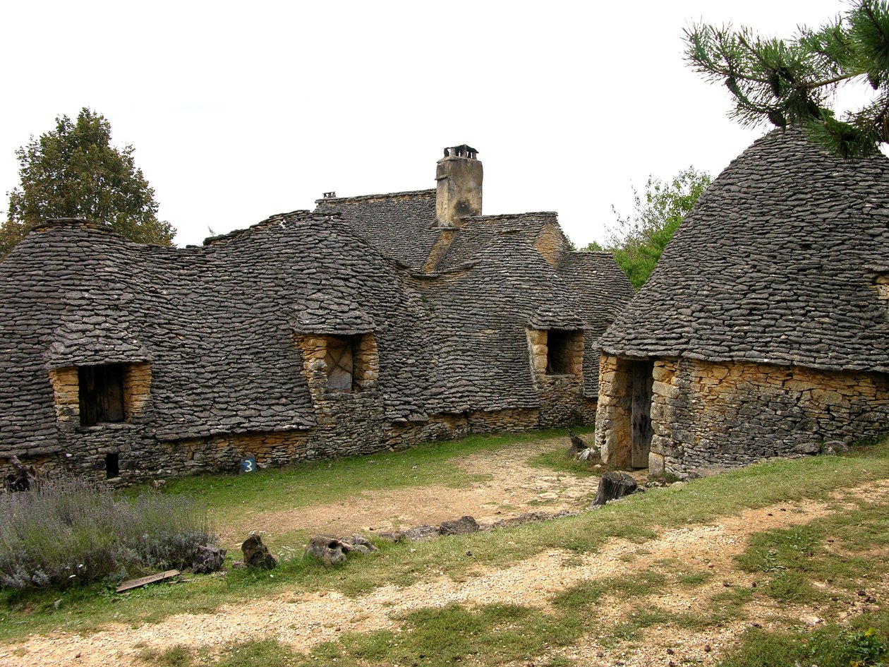 Cabanes de Breuilのビュー 作： フランス語学校