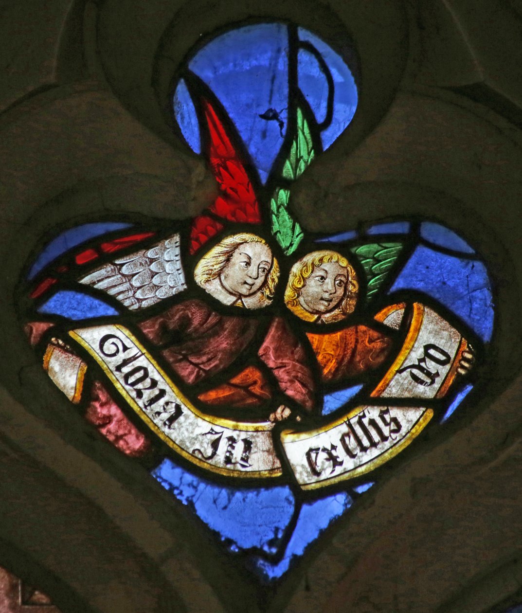 天使を描いた窓：「Gloria in excelcis Deo」（ステンドグラス 作： フランス語学校
