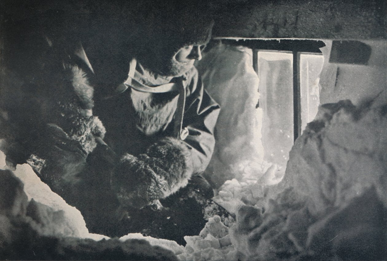 アデア岬の小屋の窓からのドリフトの解消、1913年、1913年 作： G.マレー・レヴィック