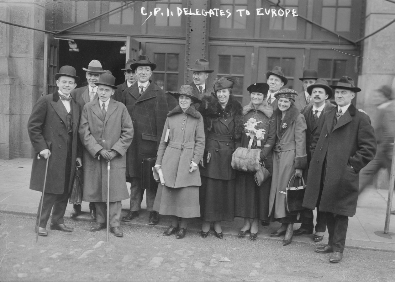 ヨーロッパへのCPI代表、1917年から8月 作： ジョージ・グランサム・ベイン