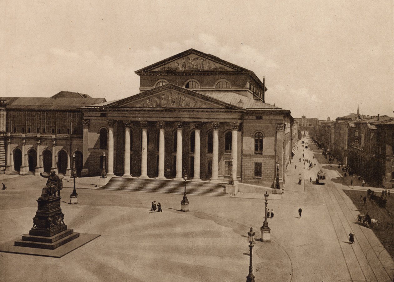 ミュンヘン／ミュンヘン国立劇場（モノクロ写真） 作： ドイツの写真家