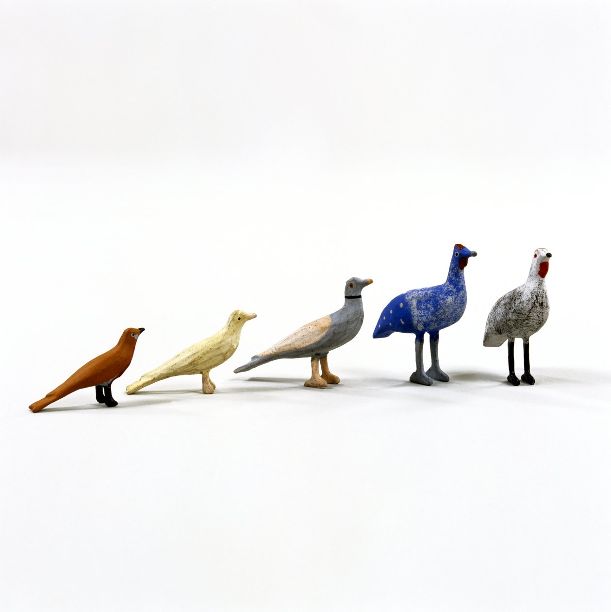 ノアの箱舟に乗った5羽の鳥 1840年頃（木製塗装 作： ドイツ語学校
