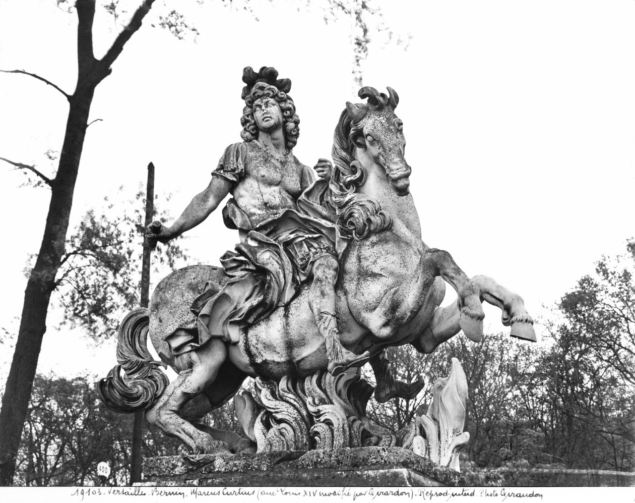 ルイ14世の騎馬像（1638〜1715）（大理石） 作： ジャン・ロレンツォ・ベルニーニ