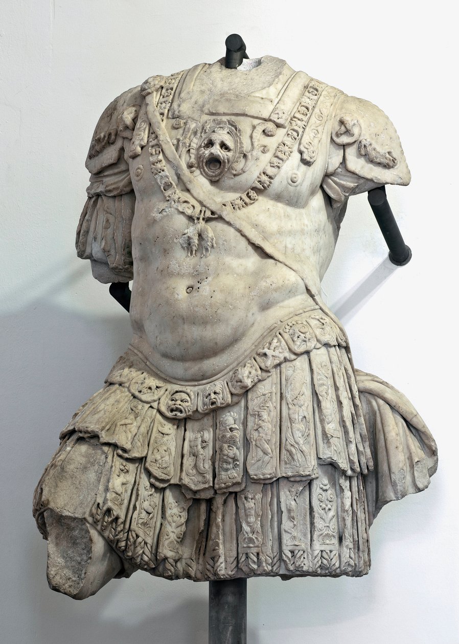 アンドレア・ドーリア（1466-1560）による大理石の胸像、ジェネスのコンドッテイア兼提督。ジョヴァンニ・アンジェロ・モントルソリ（1507-1563）による彫刻 ジェネス、パラッツォ・ドゥカーレ 作： ジョヴァンニアンジェロモントルソーリ