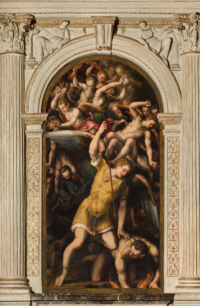 北トランセプト、大天使聖ミカエルの祭壇、悪を殺す大天使ミカエル、ジュリオ・カンピ 1566年 作： ジュリオ・カンピ