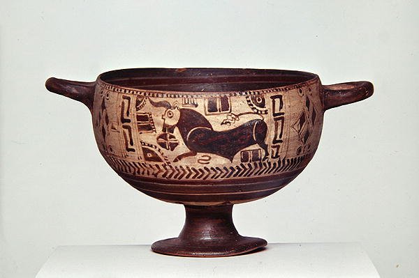 黒像のコタイル、紀元前600～500年頃（陶製）（307545、307546も参照） 作： ギリシャ語