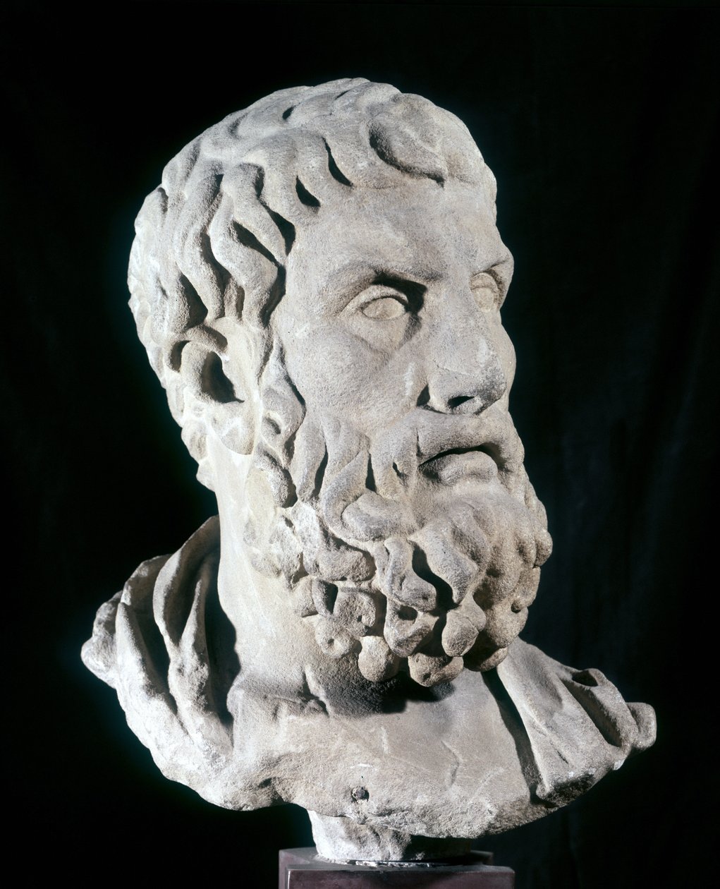 叙事詩の創始者であるギリシャの哲学者、エピキュール（紀元前341～紀元前270年）の肖像。ローマ、バラッコ美術館 作： ギリシャ語またはローマ語