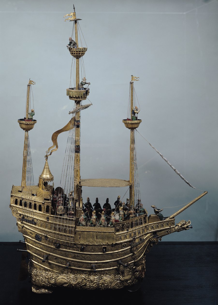 チャールズV自動巻き時計、nef形式、c.1580（真鍮＆エナメル） 作： ハンス・シュロットハイム