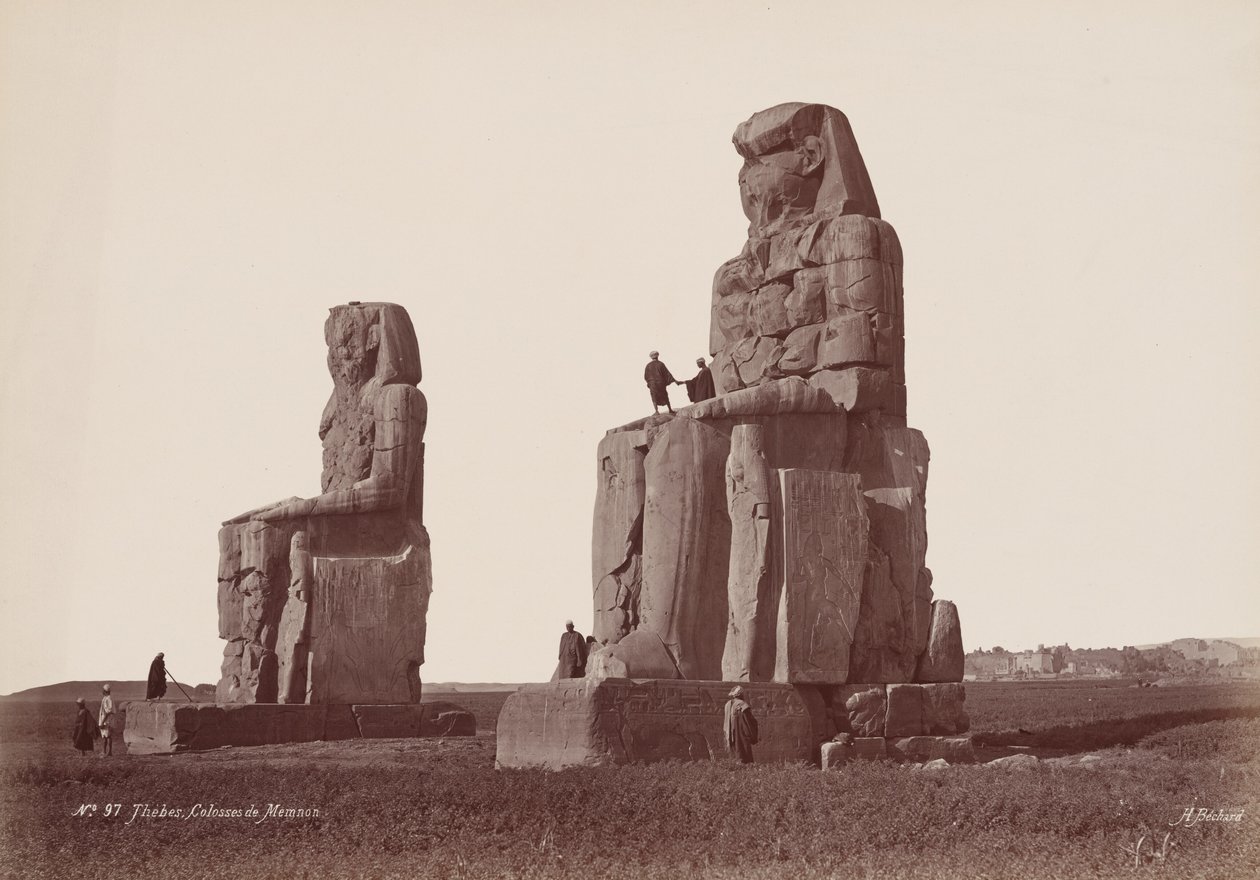 テーベ、メムノンの巨像,1870年代(写真) 作： アンリ・ベチャード