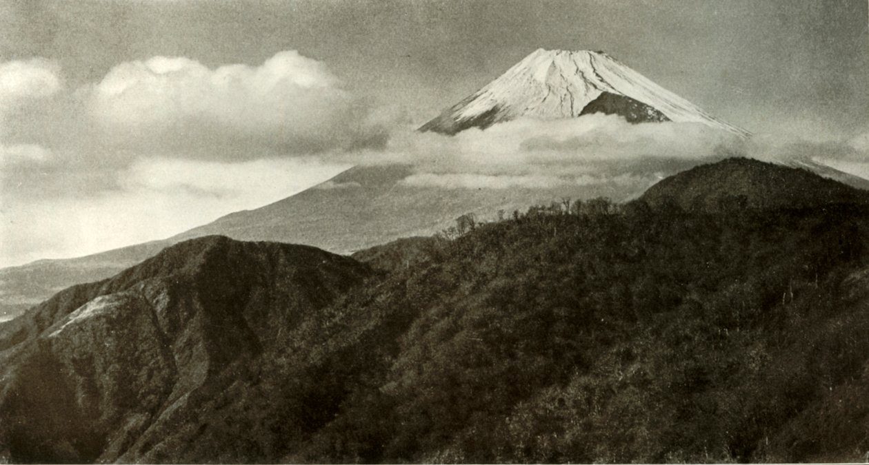 Fuji-san, 1910.  作： ハーバート・ポンティング