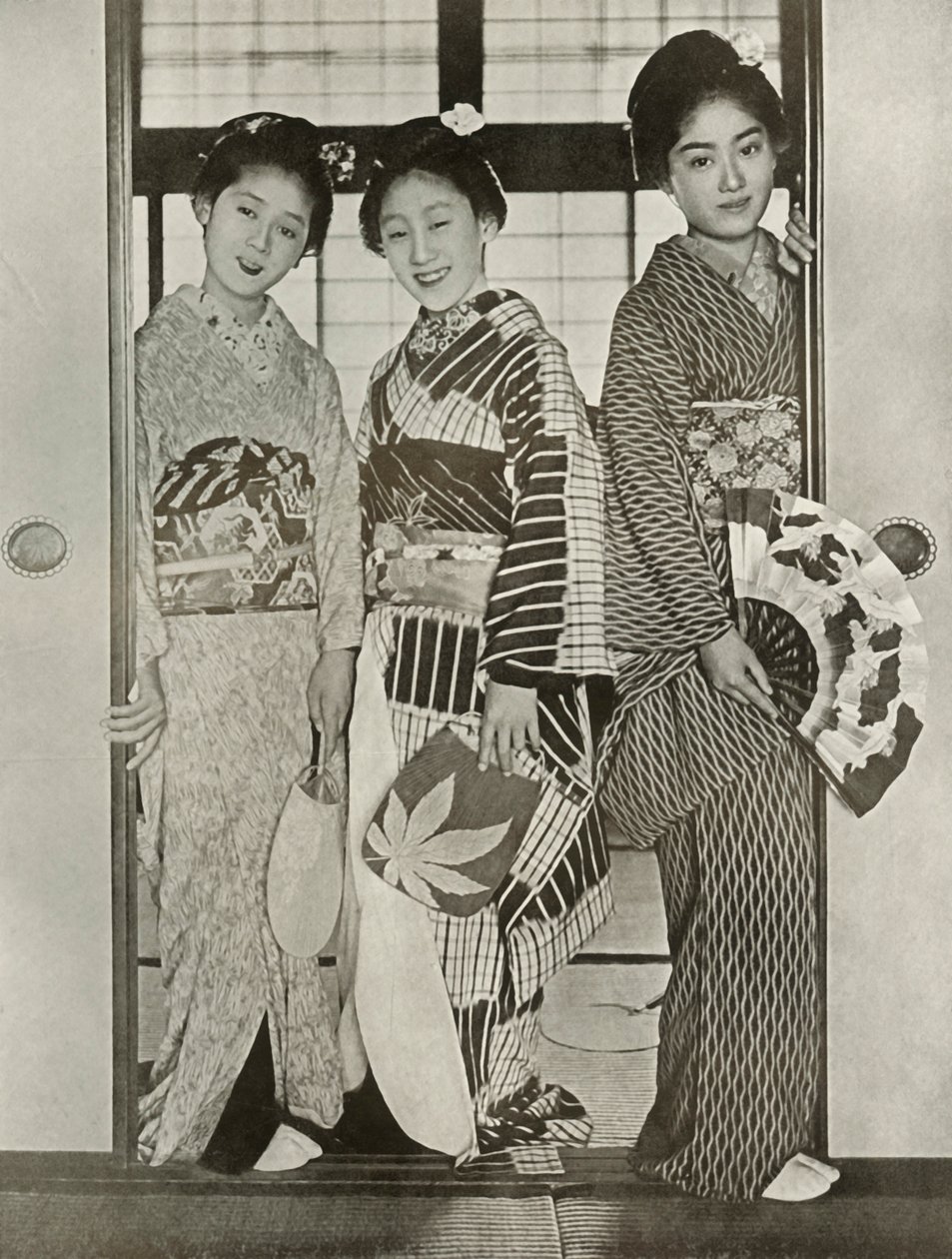 芸者、1910年。 作： ハーバート・ポンティング