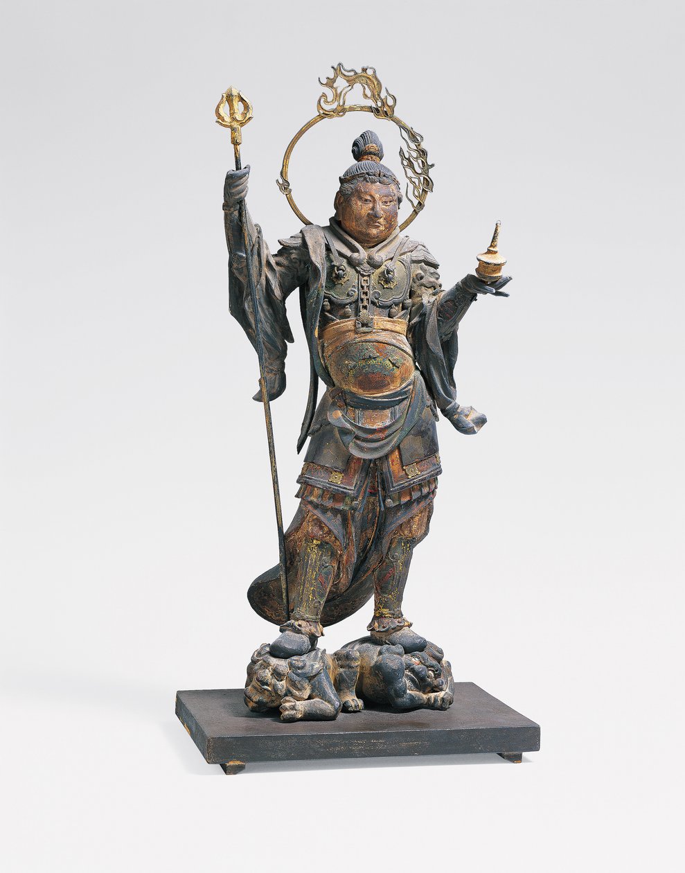 ビシャモンテン（クリスタル、金箔、金属をカットしたポリクロームウッド） 作： 肥後武士
