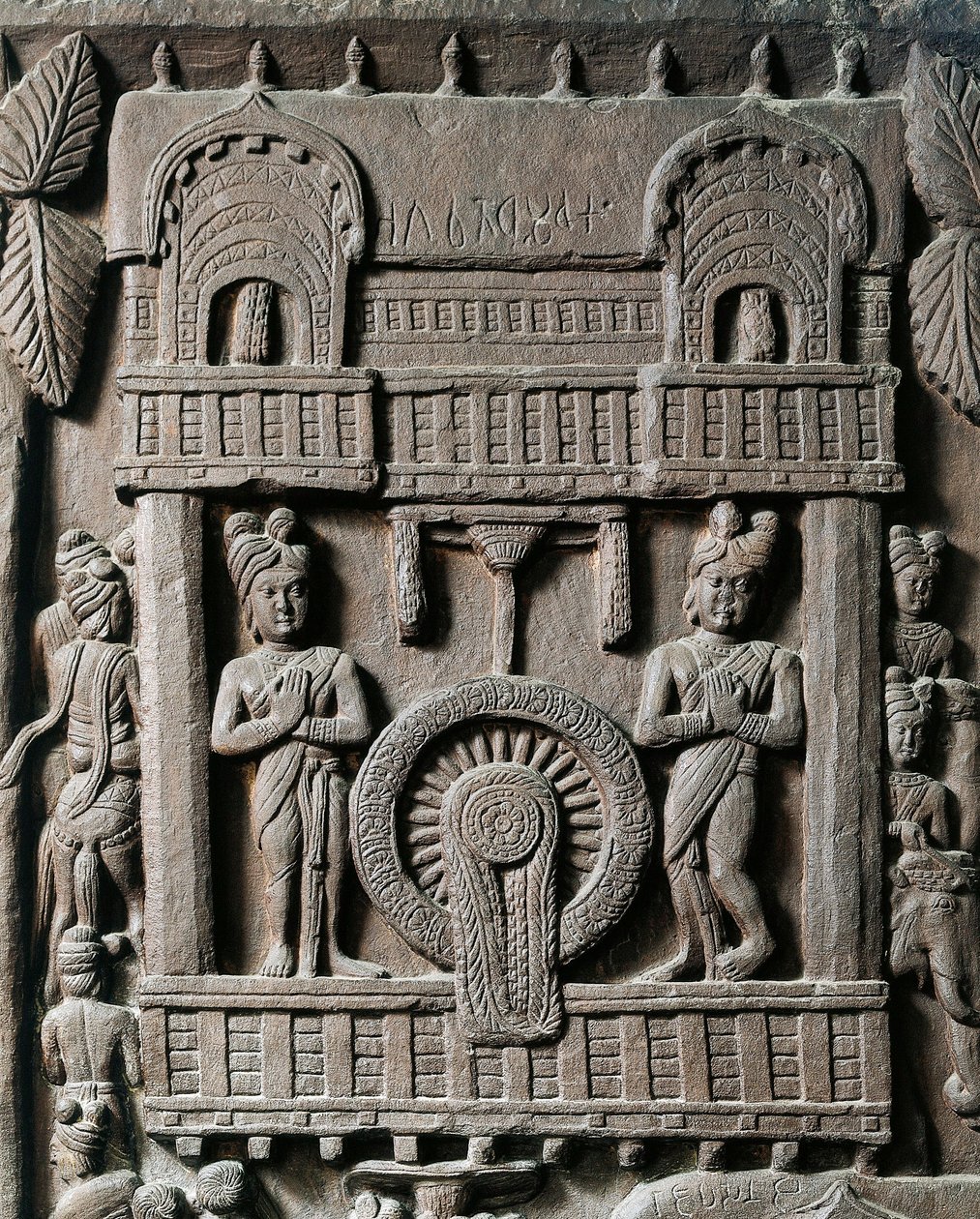 インド美術、ヒンドゥー教：ゴータマ仏陀（ブッダ）へのプラセンジット2世の最後の訪問を表す低層レリーフ。紀元前2世紀コルカタ、インド博物館 作： インドの学校