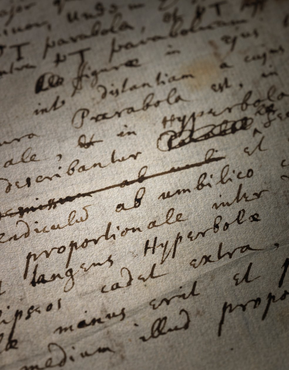 Principia Mathematica の 2 ページの改訂版 作： アイザック・ニュートン