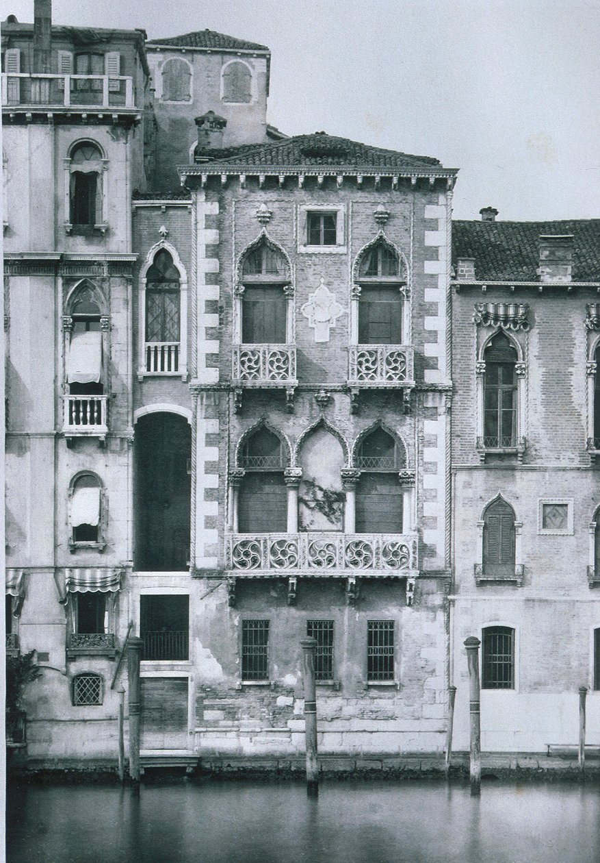 パラッツォコンタリーニファサン 作： イタリアの写真家