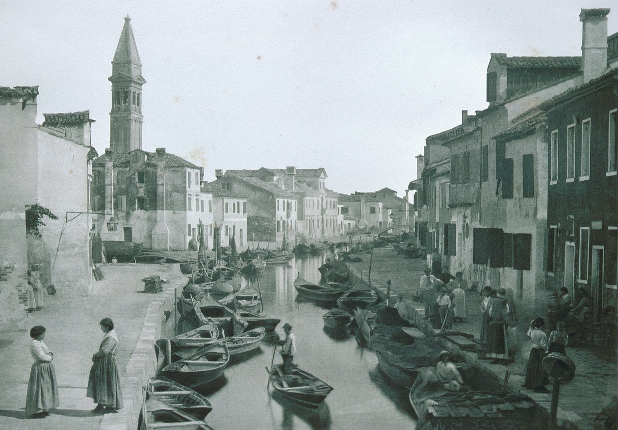 運河の眺め 作： イタリアの写真家