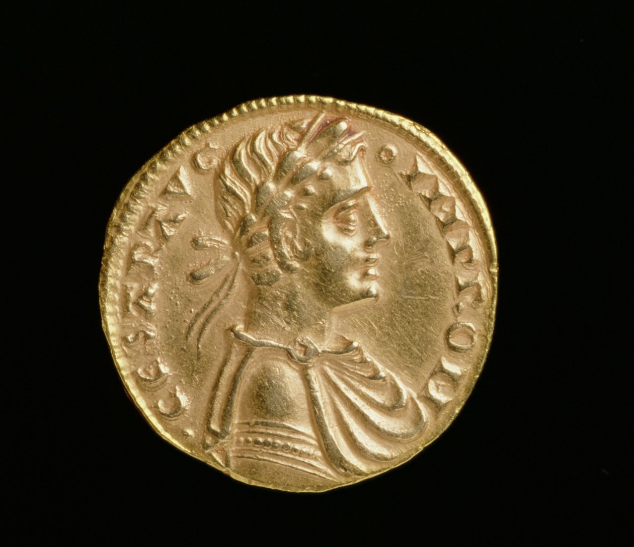フレデリック2世のアウグスタリス2世（1198〜1250年）、シチリア王国とイタリア南部、メッシーナミント、1231〜50年（表側）（金色）（裏返しについては168053を参照） 作： イタリア語学校