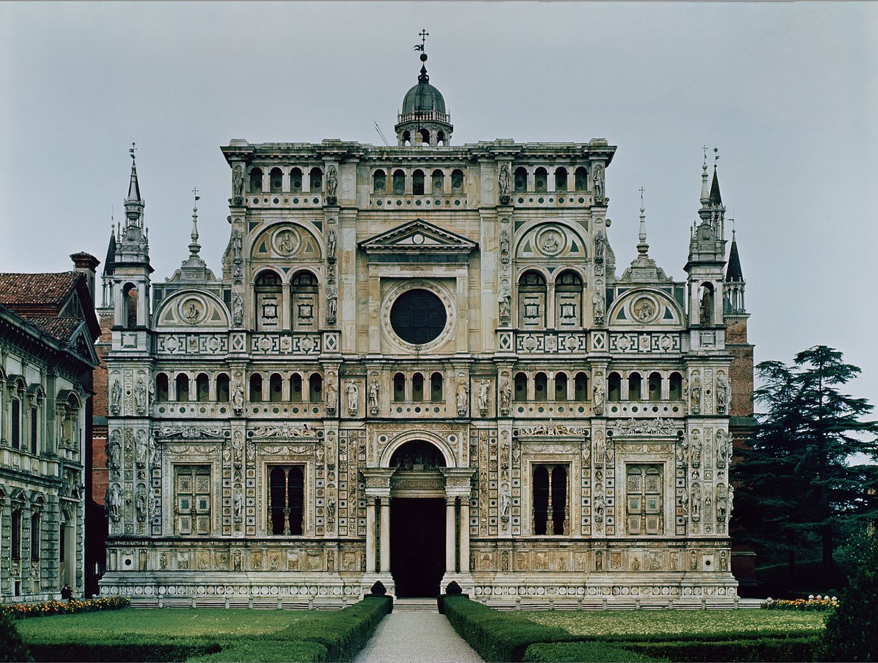 1473年に始まったカルトゥス修道院のスクリーンファサード 作： イタリア語学校