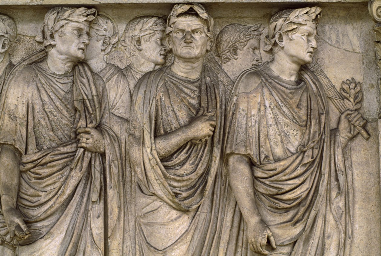 アラ・パチス・アウグスタエ（Ara Pacis Augustae）、未亡人、司祭、司祭の独立した祭壇。 作： ジェームス・L・スタンフィールド