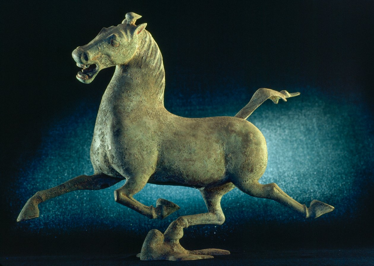 漢代の有名な甘粛飛馬の彫刻。蘭州甘粛省、ペ... 作： ジェームス・L・スタンフィールド