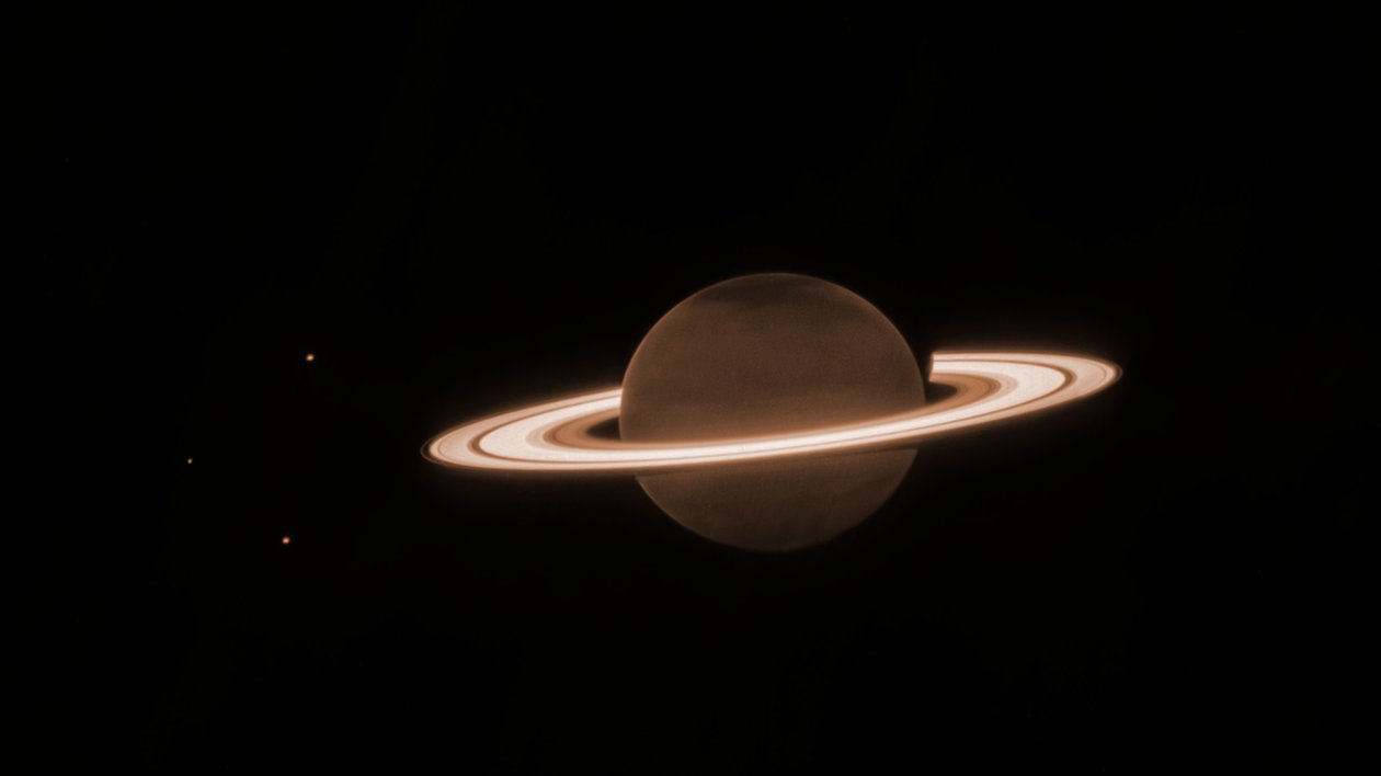 土星（NIRCam） 作： ジェイムズウェッブ宇宙望遠鏡（NASA）