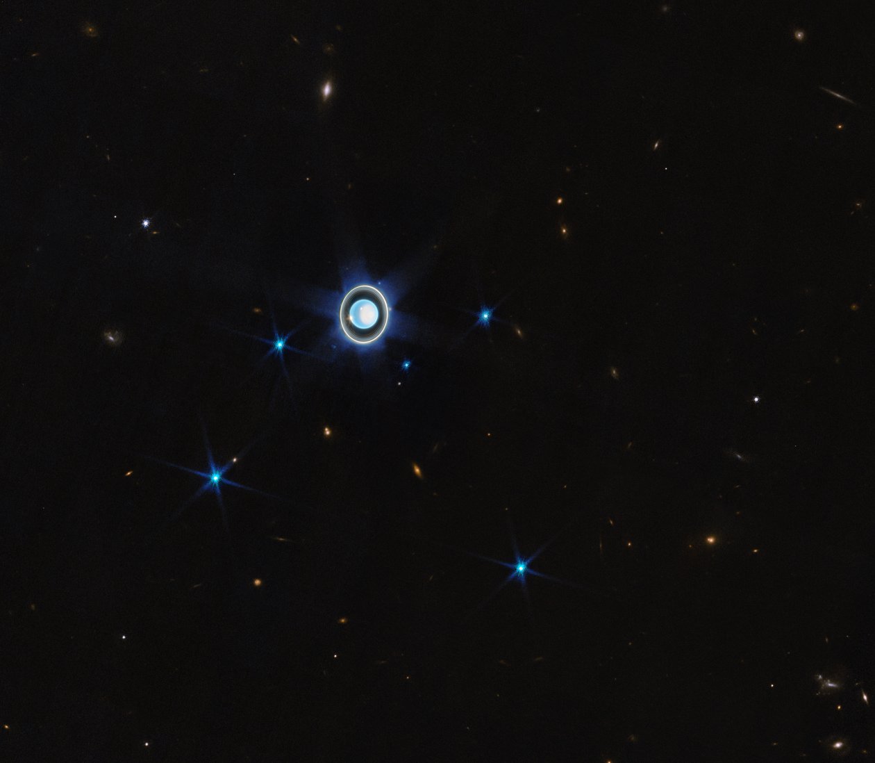 天王星（NIRCamコンパス画像） 注釈なし 作： ジェイムズウェッブ宇宙望遠鏡（NASA）