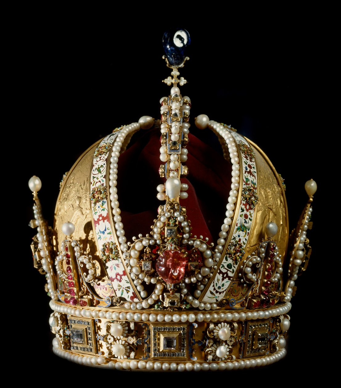 神聖ローマ帝国皇帝ロドルフ2世ハプスブルク家の王冠（1552-1612年）。金細工師ヤン・ヴェルメイエン（1559-1606）によるもの 1602年 ウィーン美術史博物館 - 神聖ローマ帝国皇帝ハプスブルク家ルドルフ2世（1552-1612）の王冠。おそらく 作： ヤン・コルネリス・ヴェルメイエン
