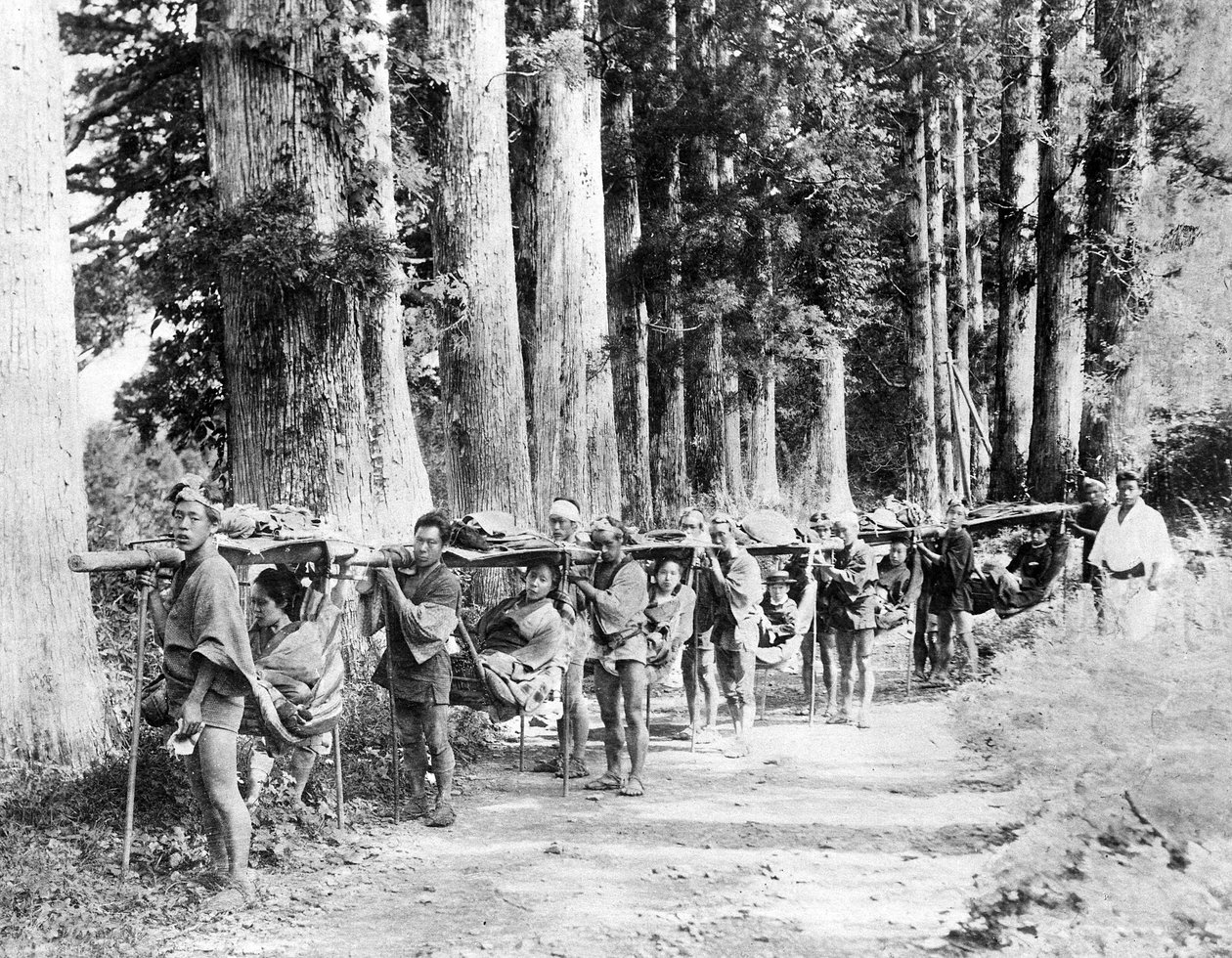 1870年代頃のパラクインによる山道の旅 作： 日本の写真家