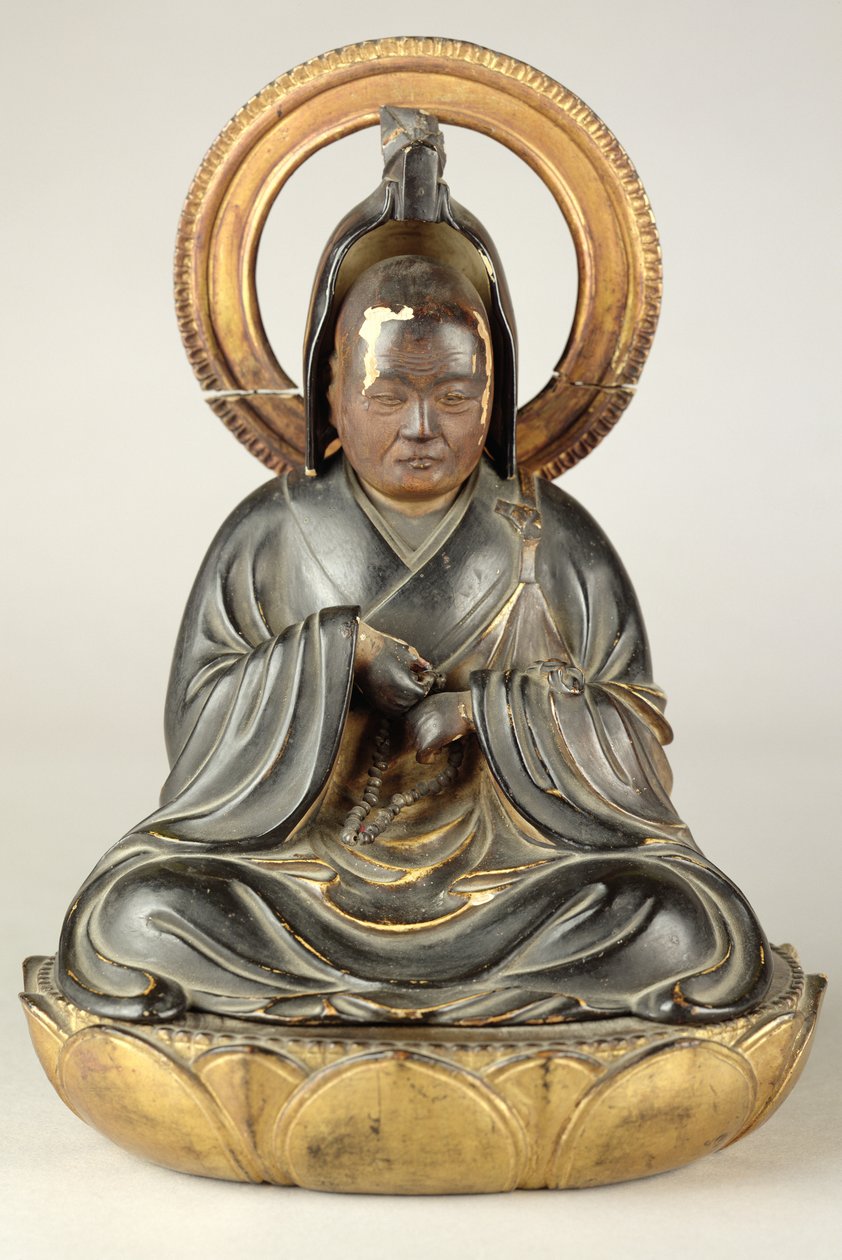 仏像（漆塗りの木 作： 日本語学校