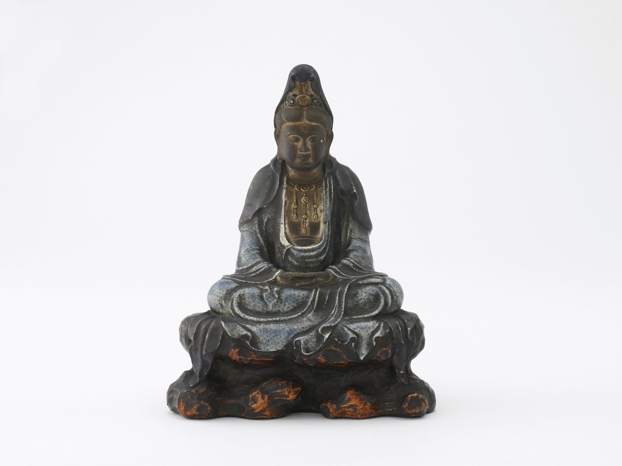 Image of seated Kannon, Kyoto, Kyoto-fu, Edo period or Meiji era (ceramic) 作： 日本語学校